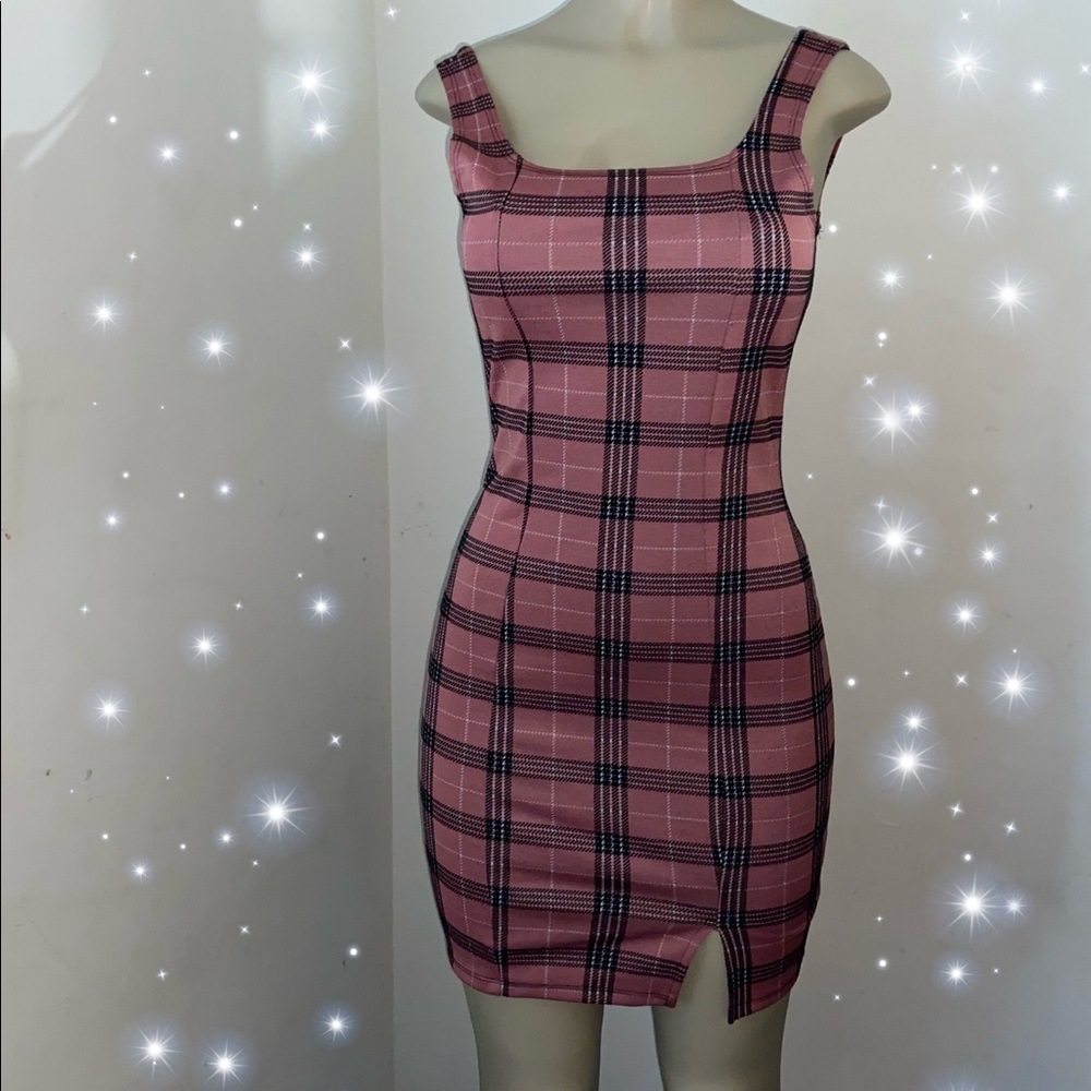 PLAID DRESS PINK/BLACK💓🖤 SIZE M